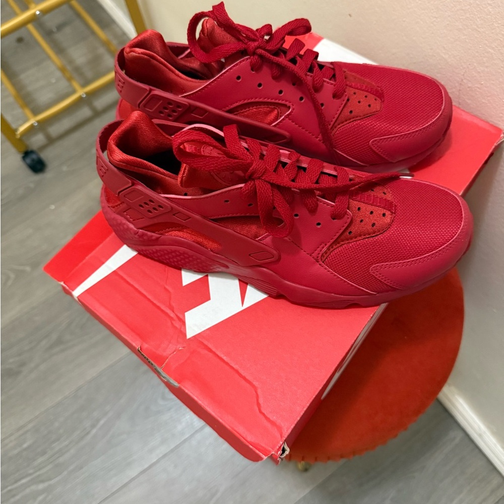 Nike Red Women's Sneakers